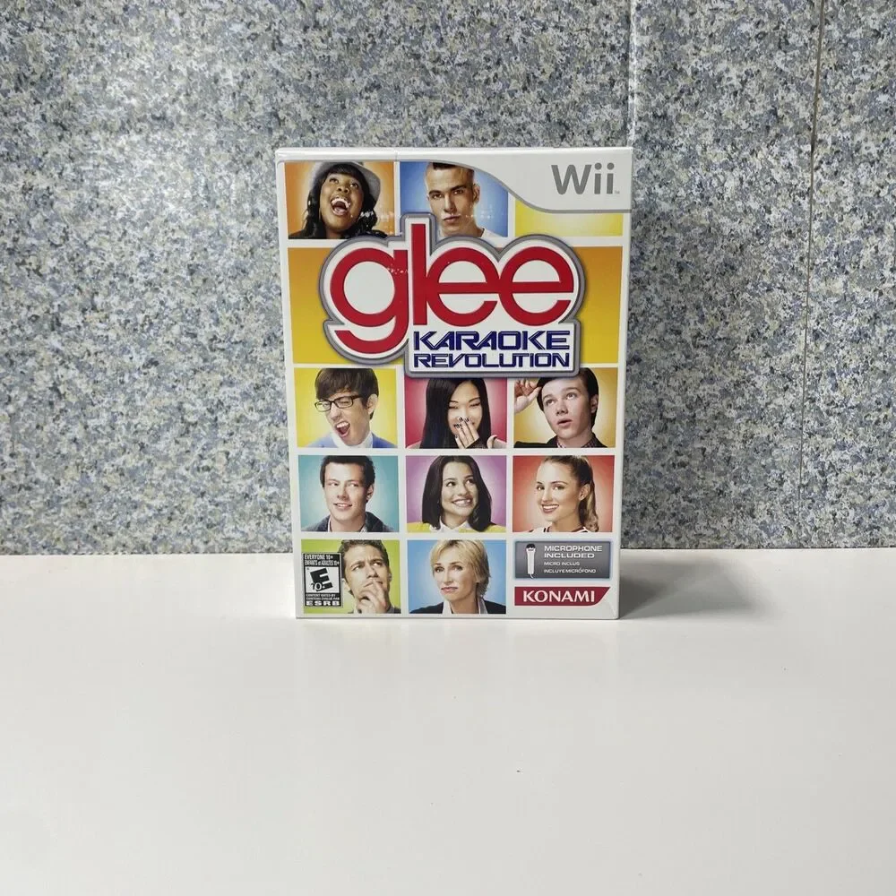 Karaoke Revolution: Glee - Nintendo Wii Game With Microphone Sealed Box Damage